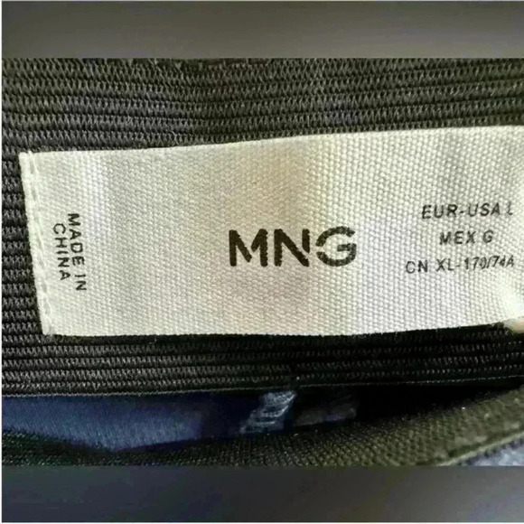 MANGO (MNG)- "Atenas" Cropped Blue Women's Trousers- Size Large- NWT! - Picture 8 of 8